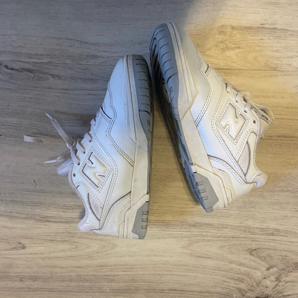 New Balance 550 Off-White Sneakers - Picture 3 of 3
